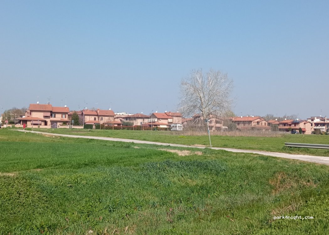 (44124) Ferrara - 9 Via Mario Dotti — foto 2