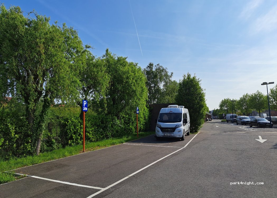 (9100) Sint-Niklaas - 2 Stationswegel — foto