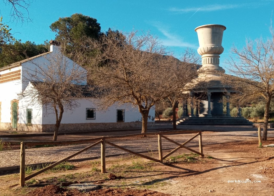 (13640) Herencia - Unnamed Road — foto 3