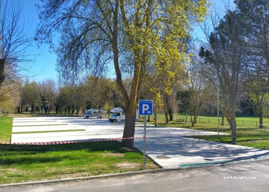 (26240) Castañares de Rioja - 32 Carretera Haro — foto