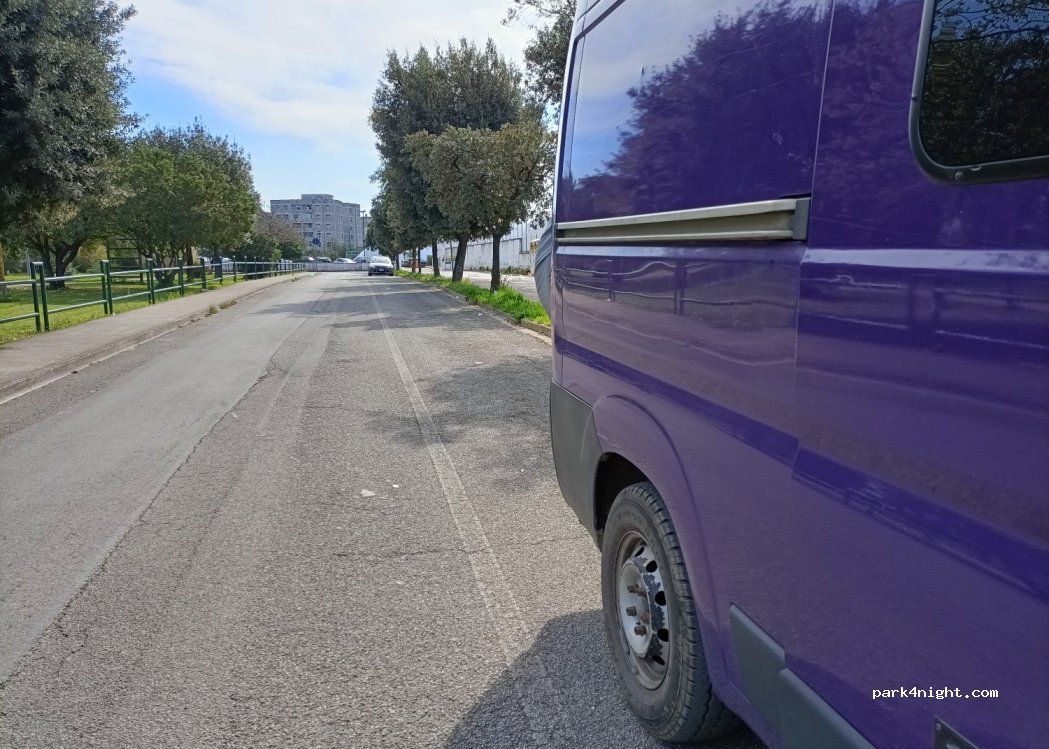 (72017) Ostuni - 73 Via Tommaso Nobile — foto