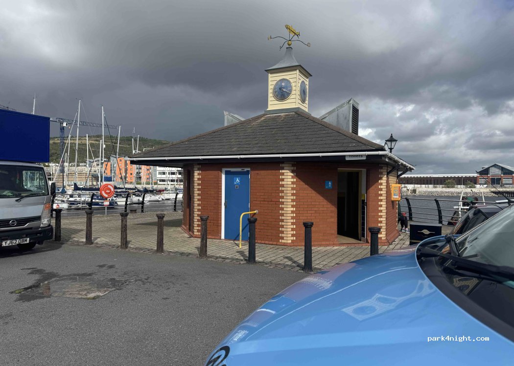 (SA1 1UN) Swansea - Trawler Road — foto 3