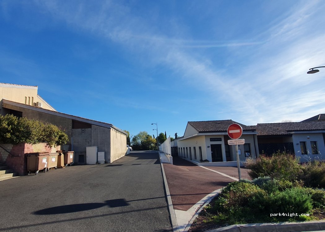 (11200) Conilhac-Corbières - 3 Rue des Écoles — foto 3