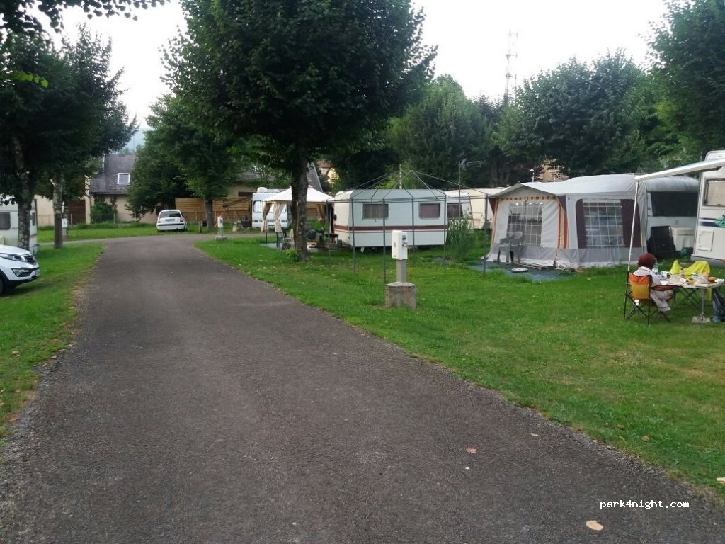 CAMPING LES VIGNES — foto 2