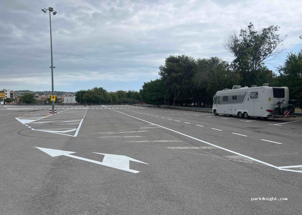 (43700) El Vendrell - 10 Avinguda de les Escoles — foto 3