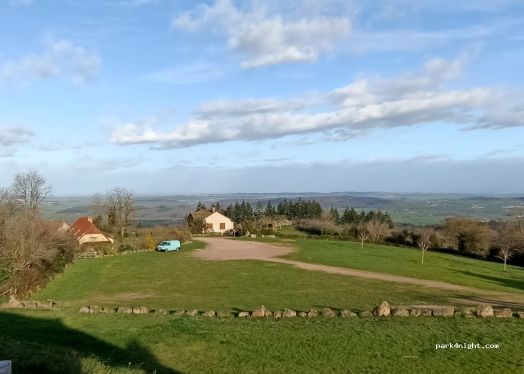 (71220) Suin - Route de la Butte — foto 2