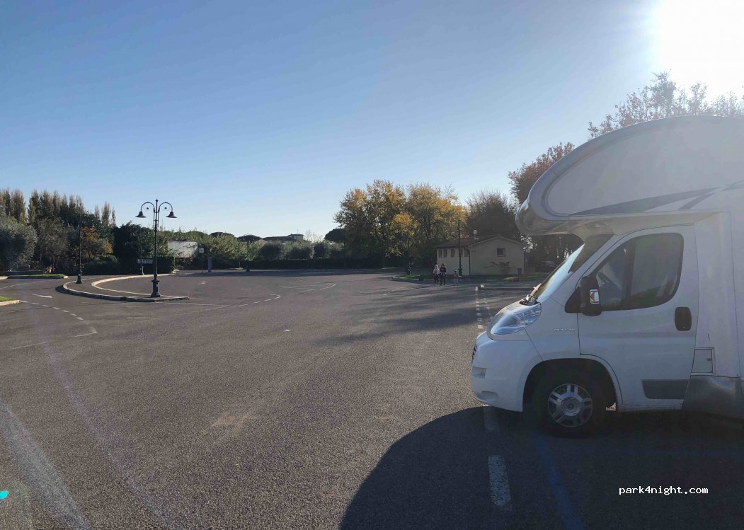 (01023) Bolsena - 61 Viale Luigi Cadorna — foto 3