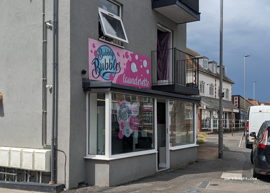 (BN10 8LA) Peacehaven - 207 South Coast Road — foto 2