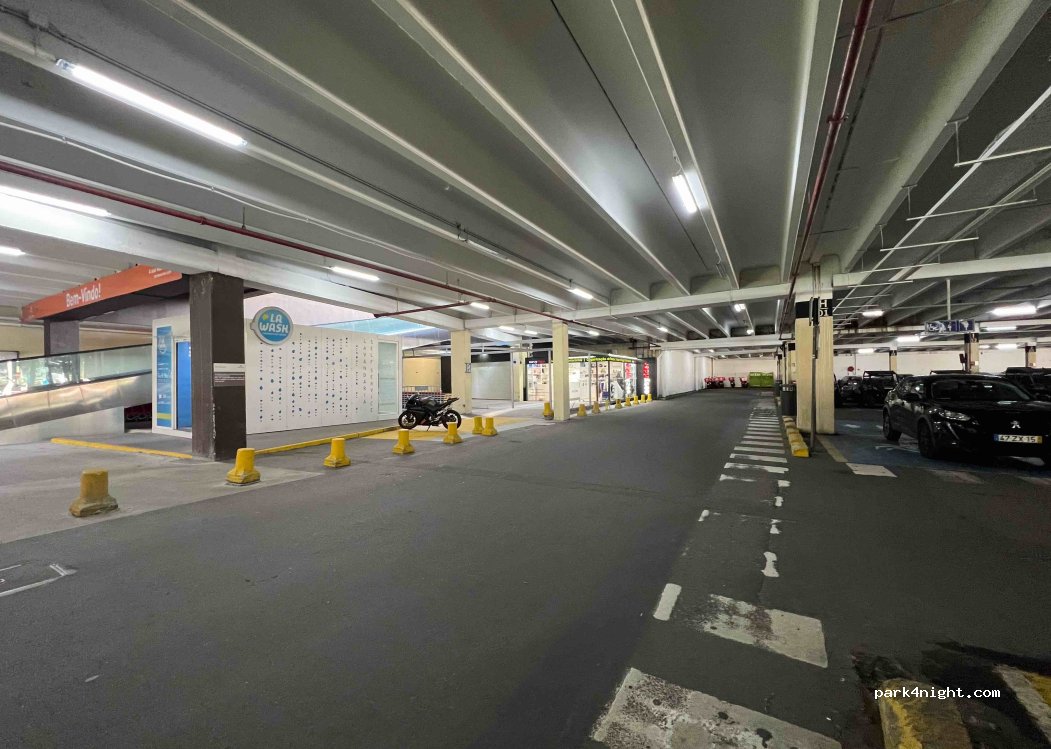 (4715-249) Braga - 9/9A Avenida Robert Smith — foto