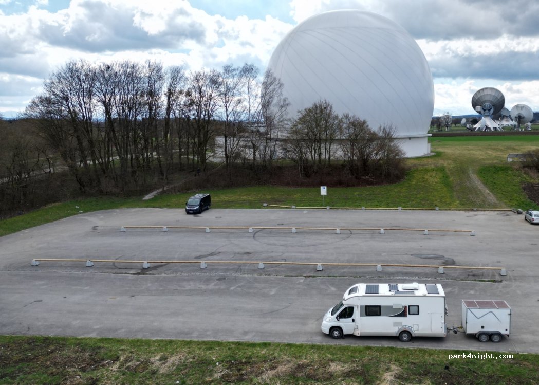 (82399) Raisting - 1 Hofstätterweg — foto