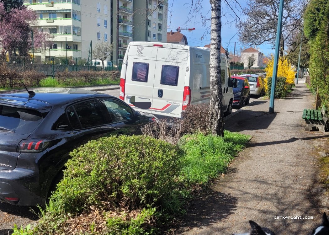 (74000) Annecy - 32 Avenue de Brogny — foto