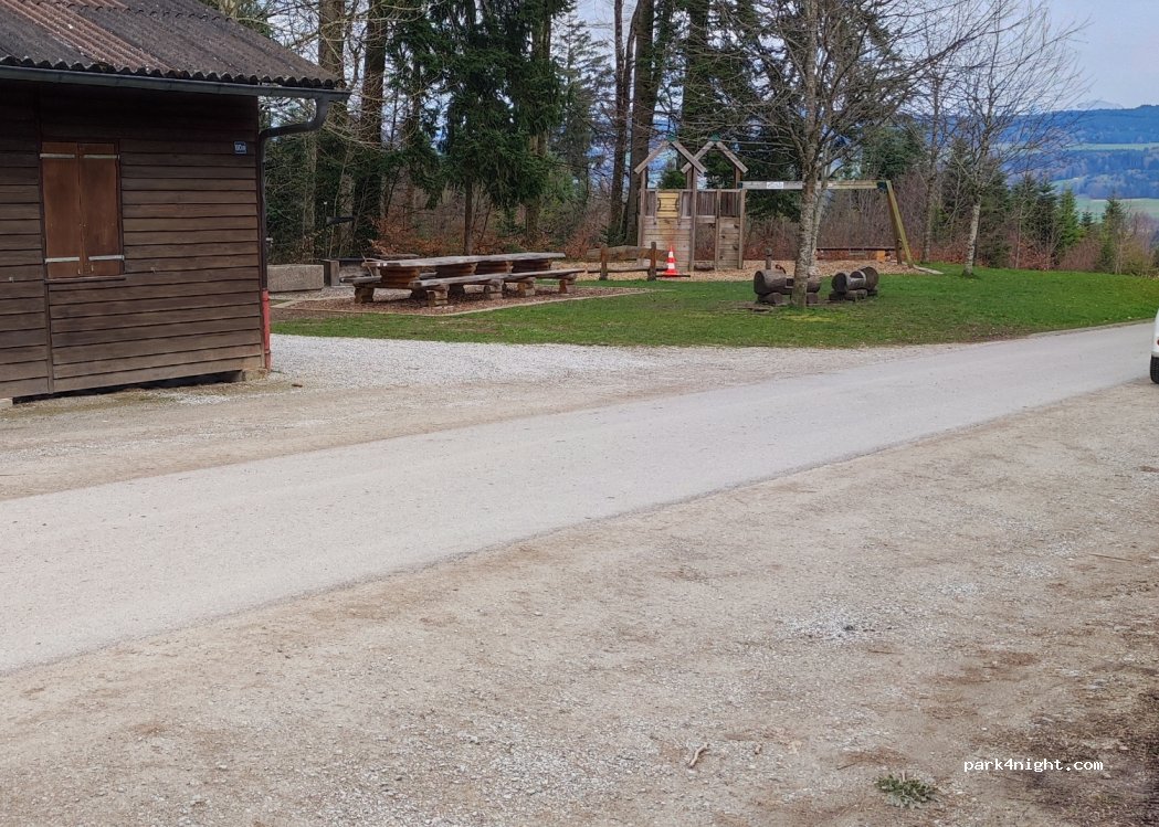 (1690) Villaz - 80a Route de la Foret — foto 2