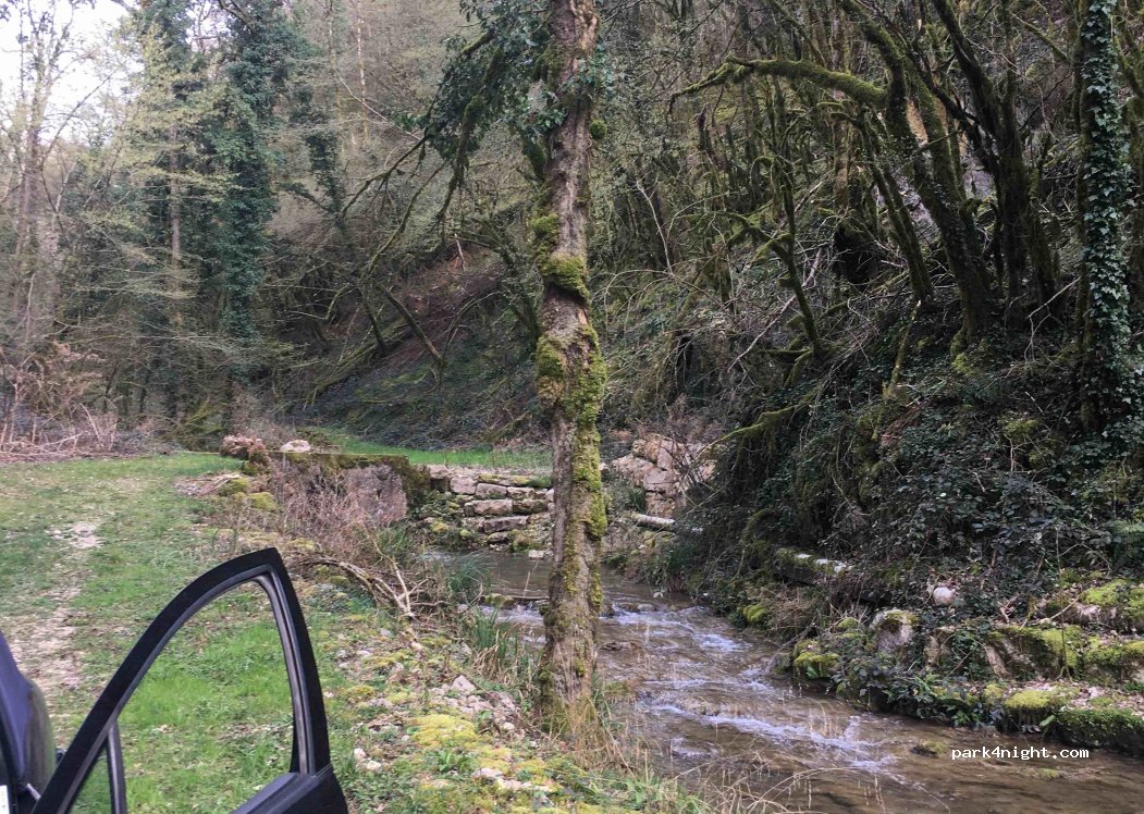 (01640) L'Abergement-de-Varey - — foto