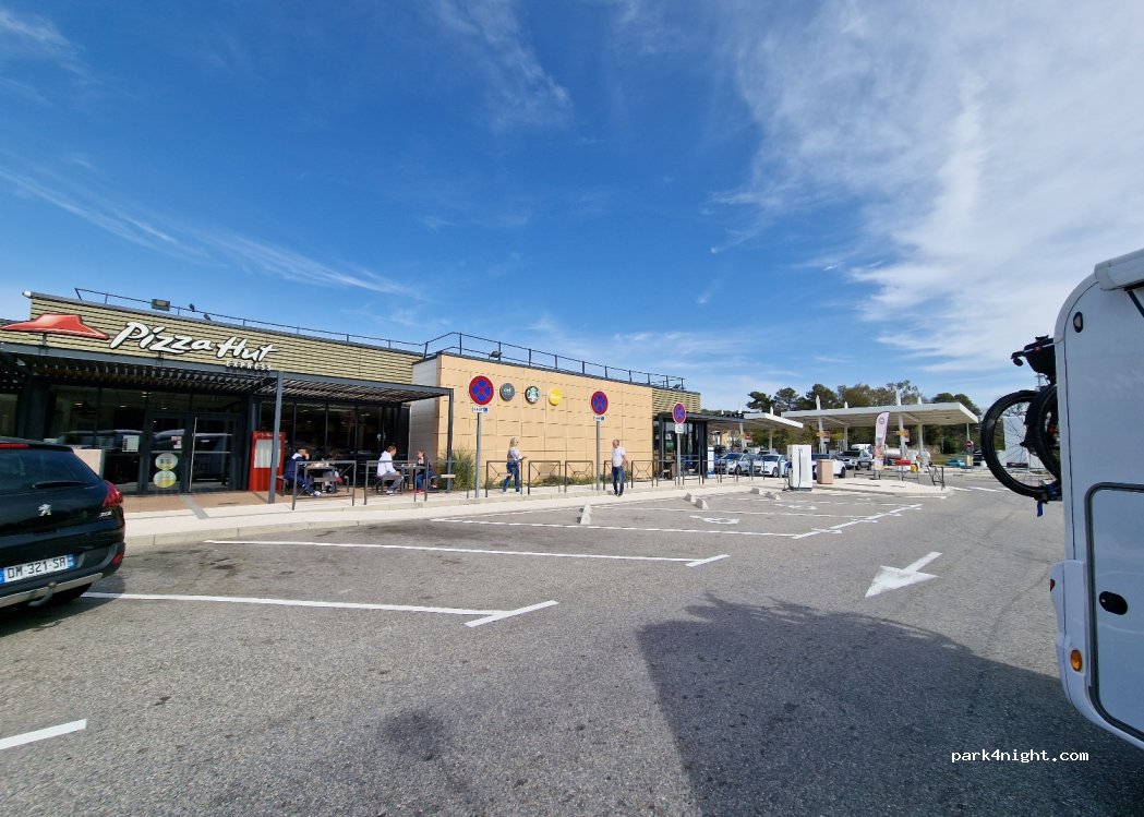 (06250) Mougins - 1329 A8 — foto