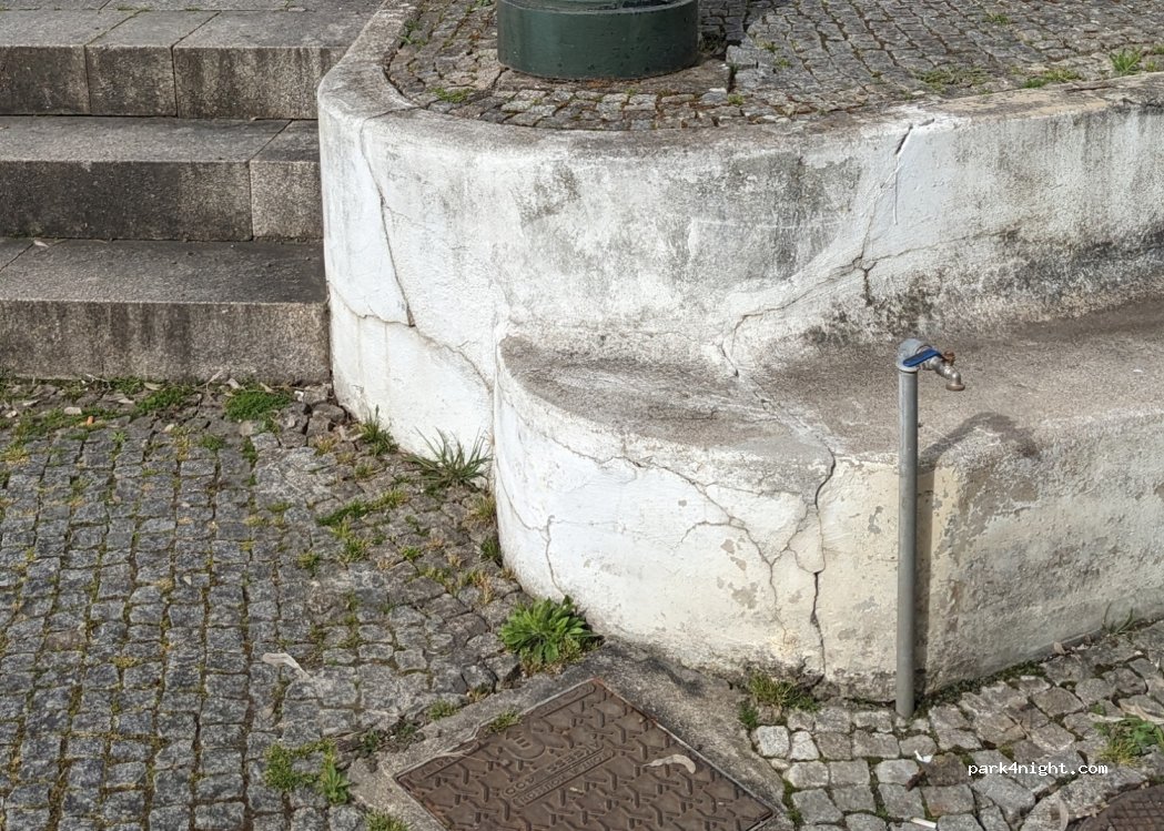 (5300-252) Bragança - 4 Jardim António José D'Almeida — foto