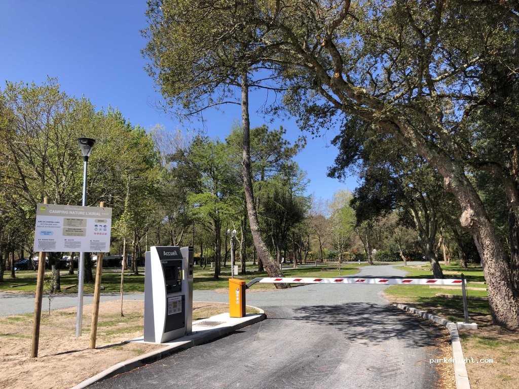 Aire de camping-cars du Lac — foto