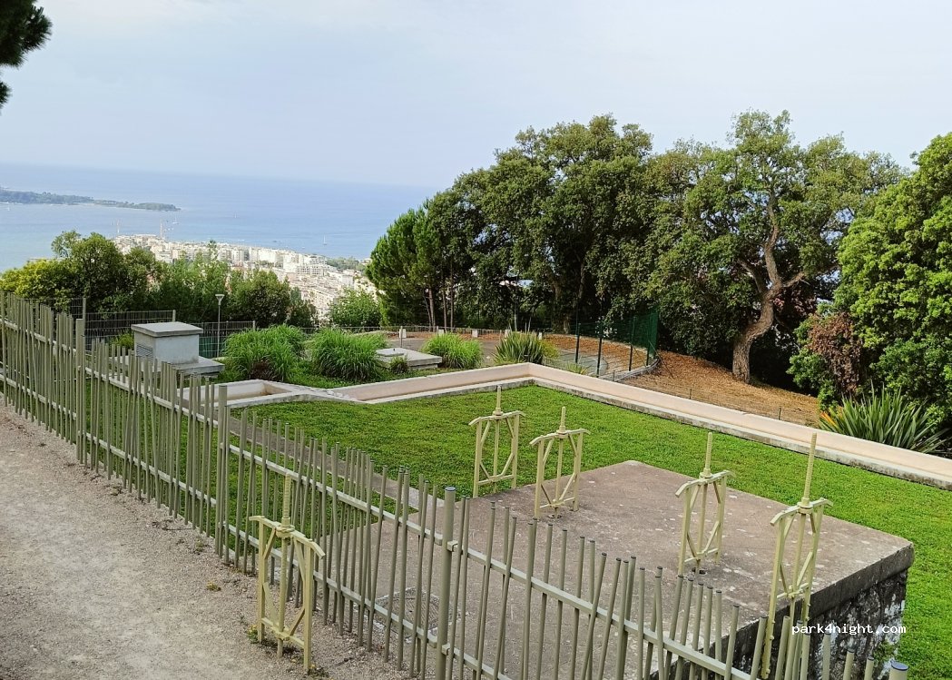 (06400) Cannes - 20 Boulevard Alexandre Lacour — foto