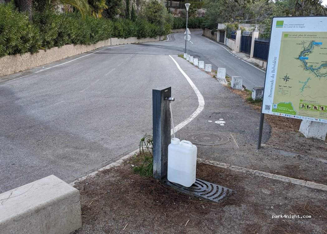(06400) Cannes - 20 Boulevard Alexandre Lacour — foto 2