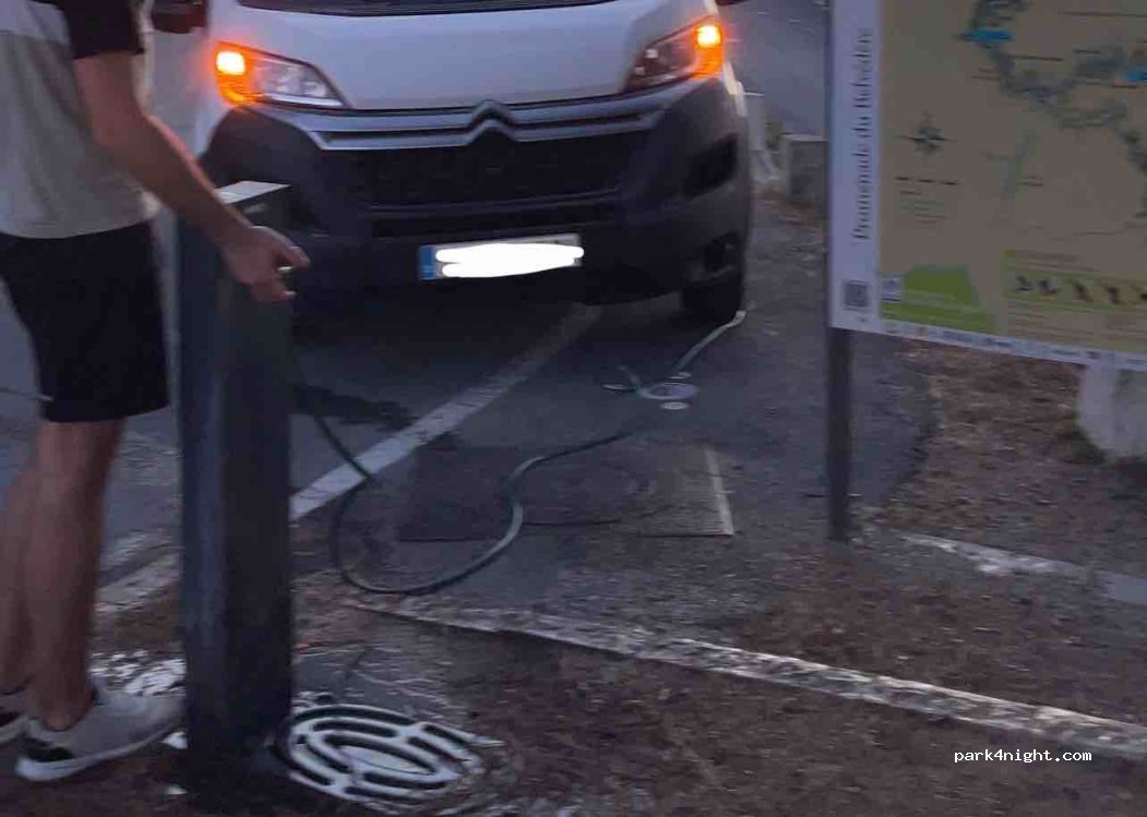 (06400) Cannes - 20 Boulevard Alexandre Lacour — foto 3
