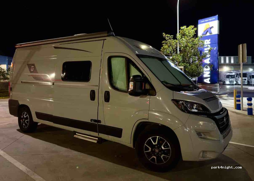 Aire de camping-cars Guarromán — foto 4