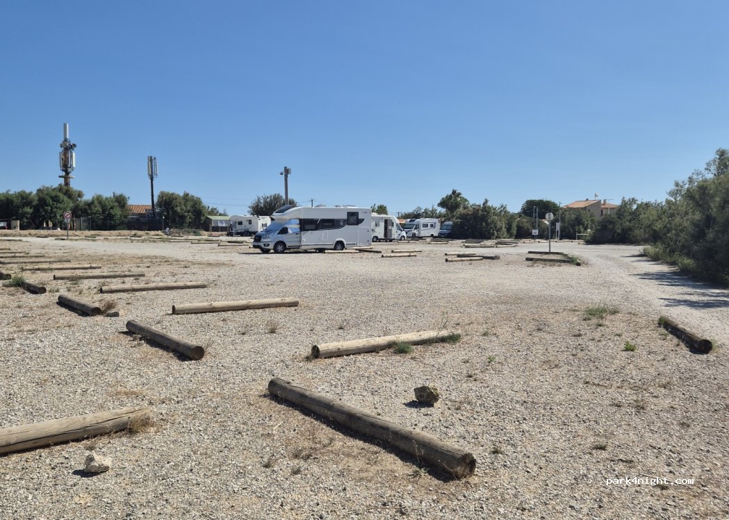 Aire camping-car Mouret - Leucate Plage — foto 2