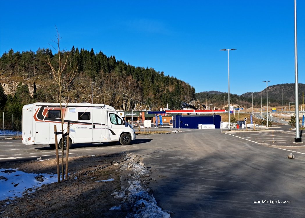 (4516) Mandalskrysset - E39 — foto