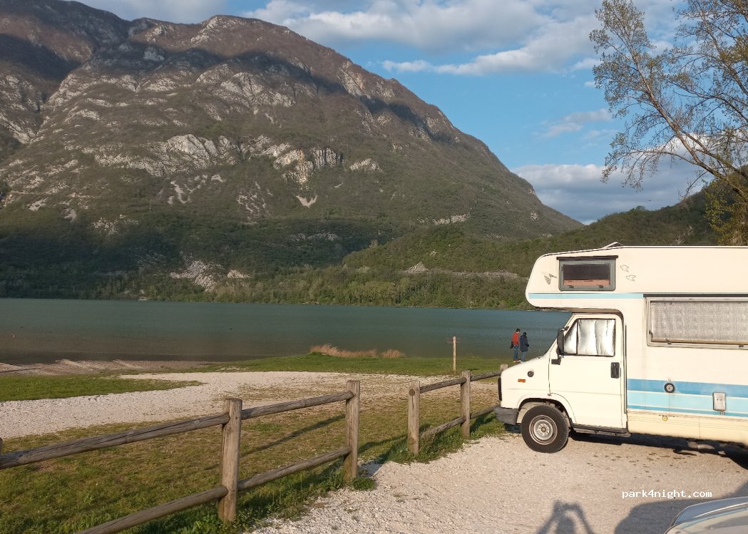 (33010) Villa Turchini - 12 Via Interneppo — foto 4