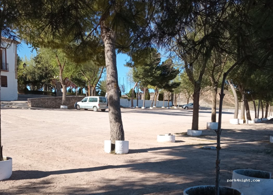 (13610) Campo de Criptana - 22 Calle Sol — foto 4