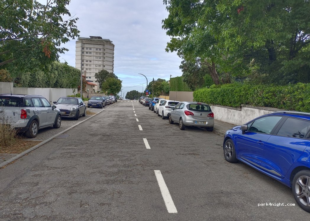 (4100-141) Porto - 94 Rua de Cabo Verde — foto 2