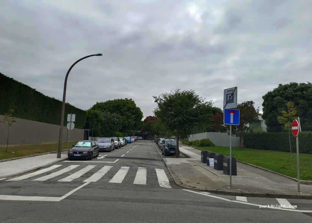 (4100-141) Porto - 94 Rua de Cabo Verde — foto 4