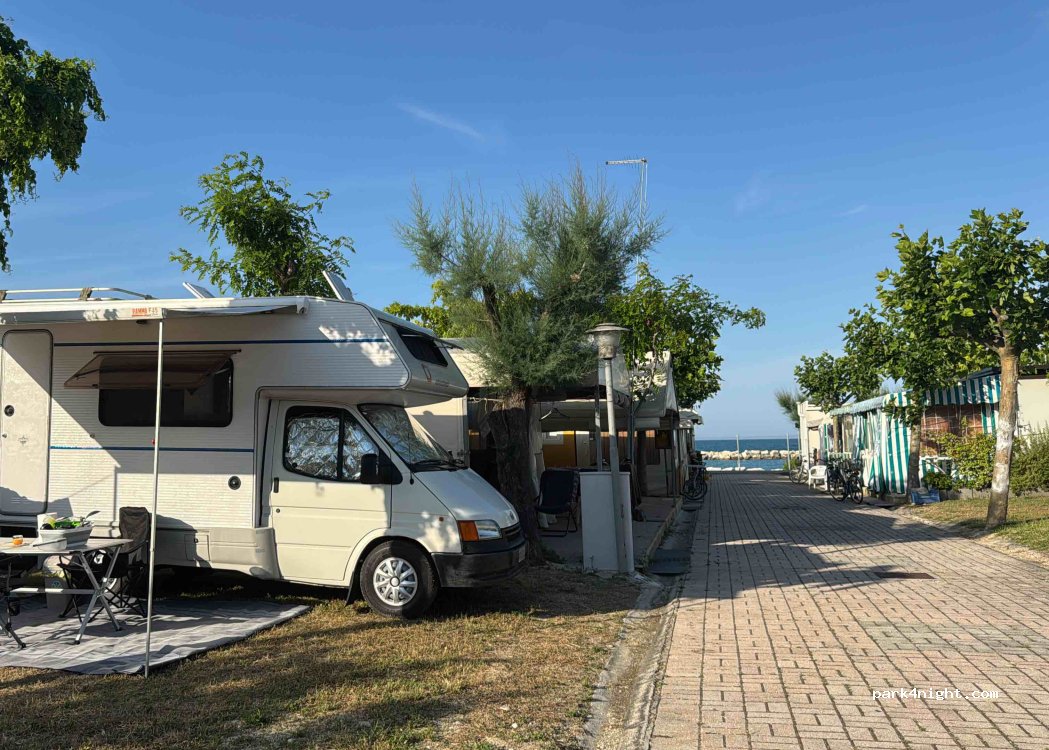 Camping Girasole Ecovillage — foto