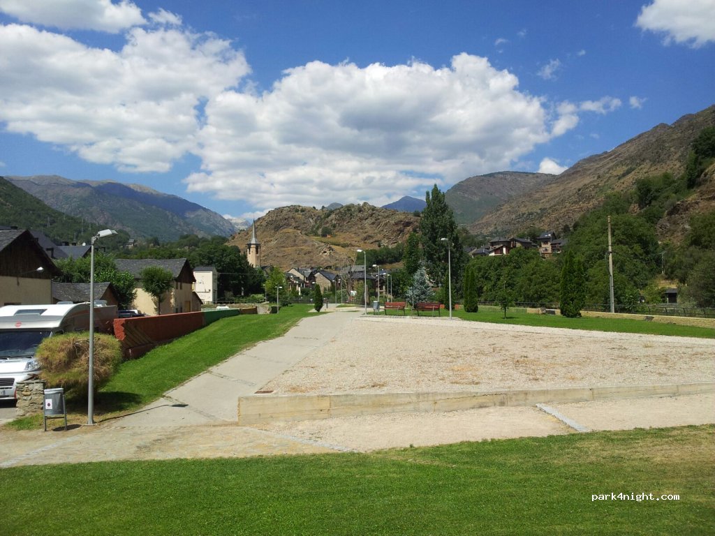 (25580) Esterri d'Àneu - 11A Carrer de la Carrerada — foto