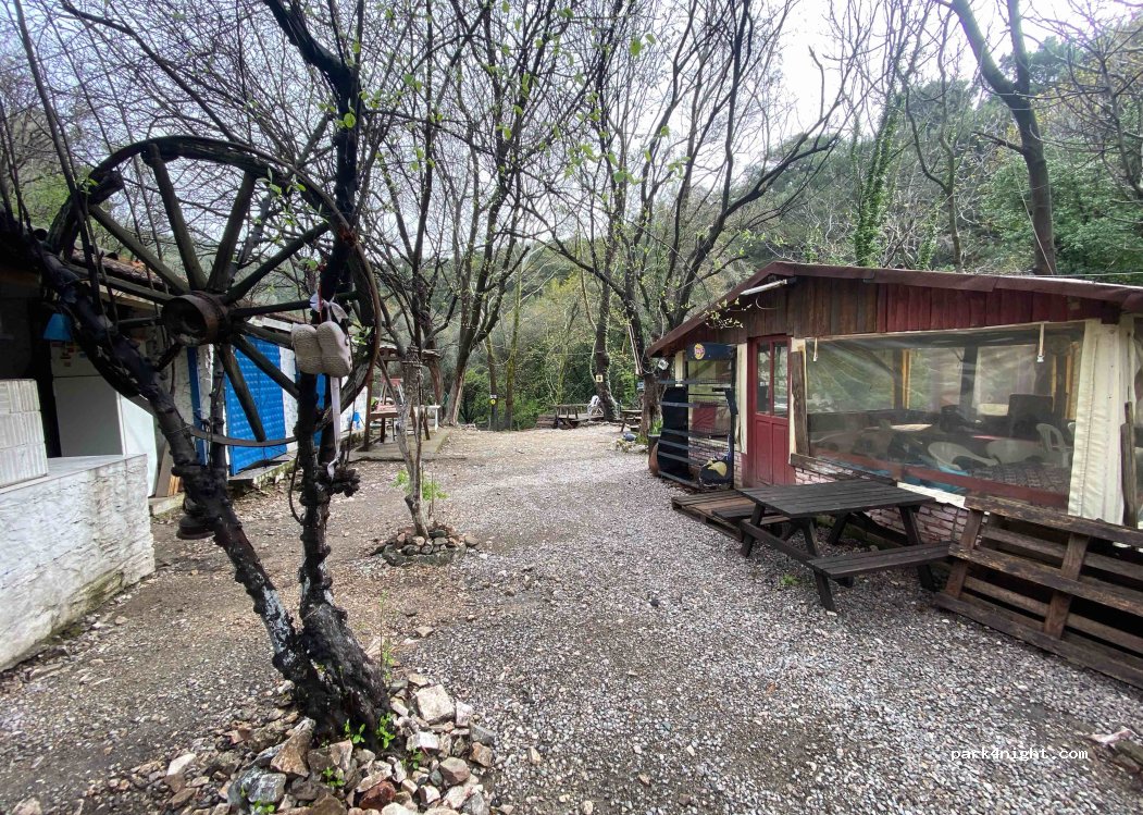 Ağlayan Şelale Kamping, Weeping Falls — foto 3