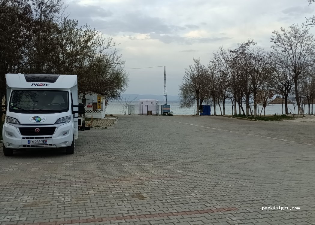 (17502) Güneyli - Yüzüak Sk — foto