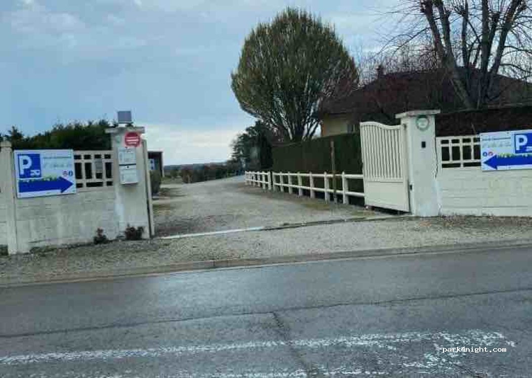 (10220) Géraudot - 6 Rue du Buisson Renard — foto 2