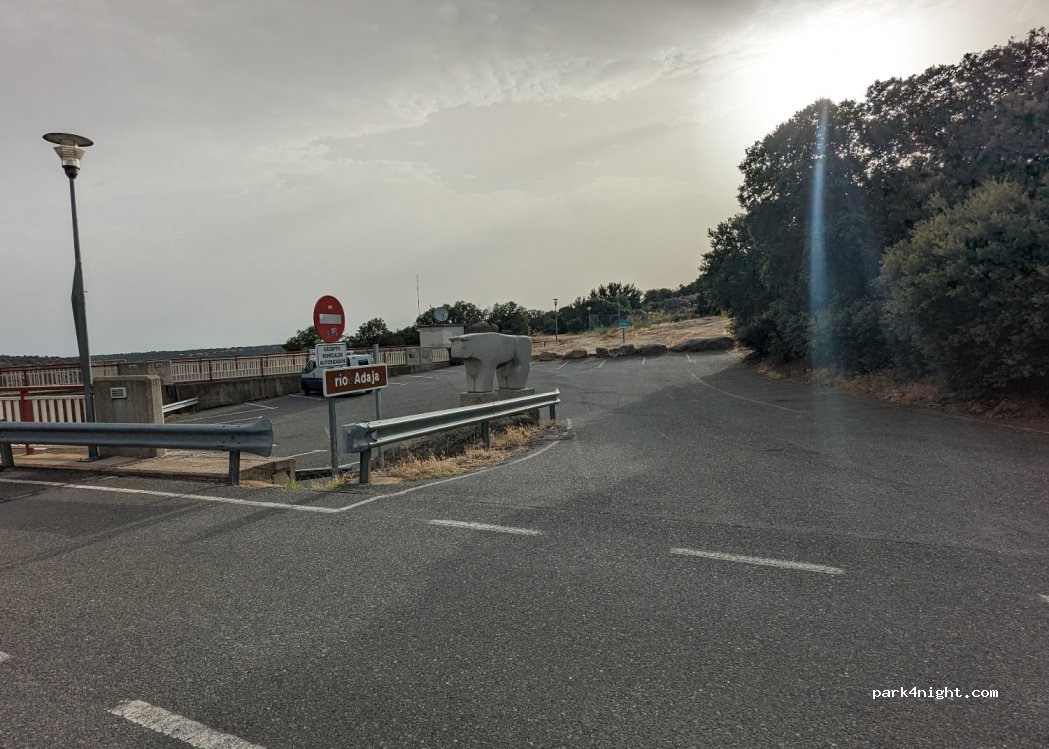 (05160) Narrillos de San Leonardo - Unnamed Road — foto 2