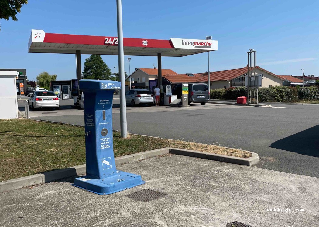(42155) Lentigny - 1423 Route de Villemontais — foto