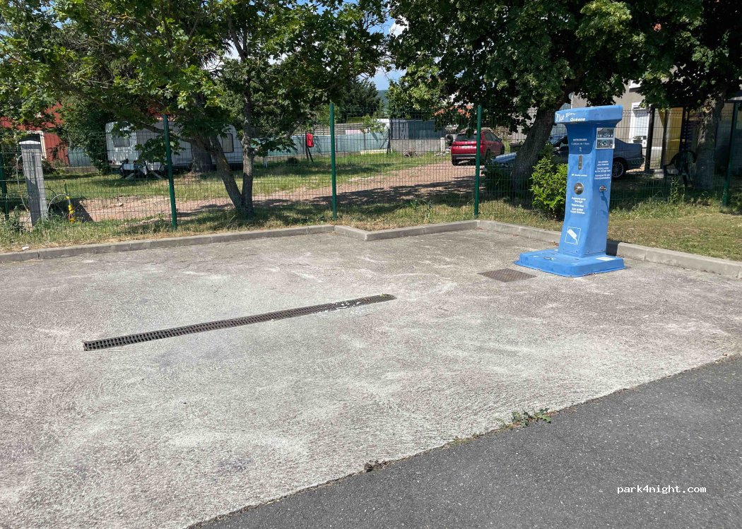 (42155) Lentigny - 1423 Route de Villemontais — foto 3