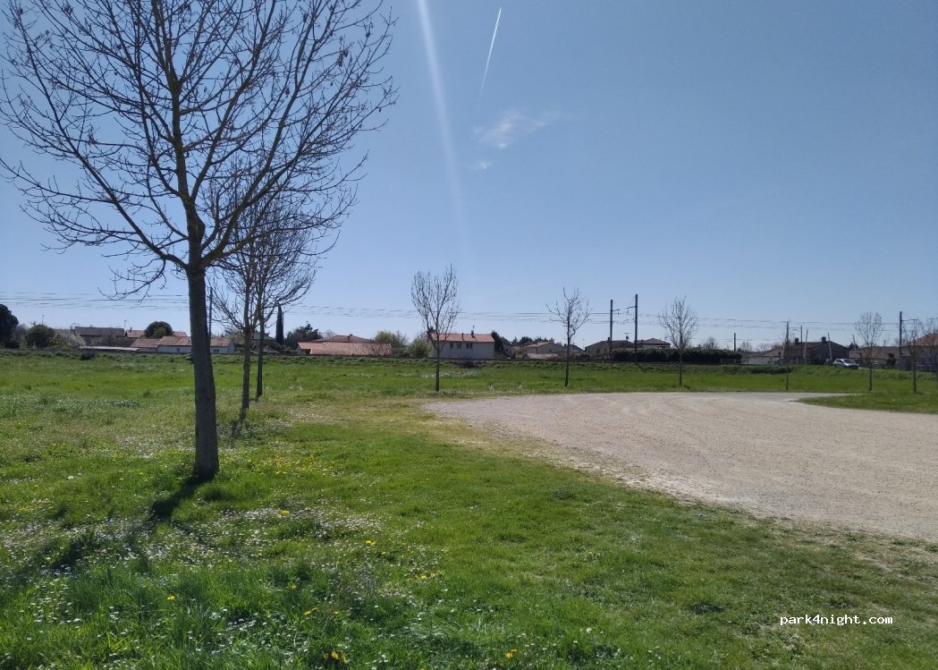 (82000) Montauban - 1231 Avenue de Gasseras — foto