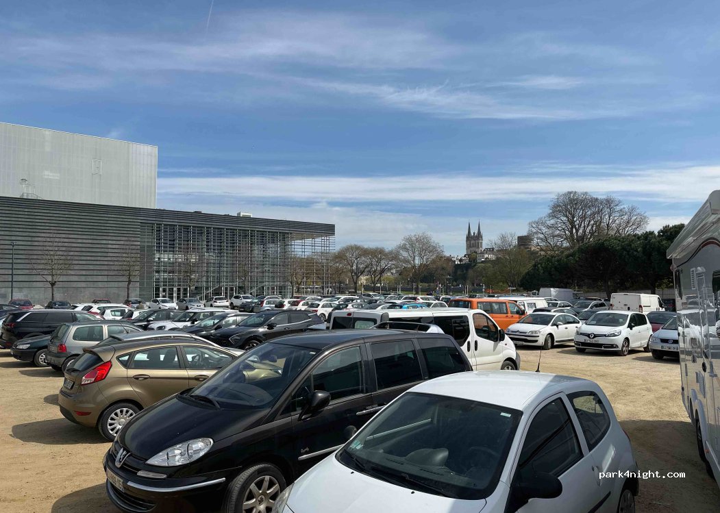 (49000) Angers - 1 Boulevard Foulques Nerra — foto
