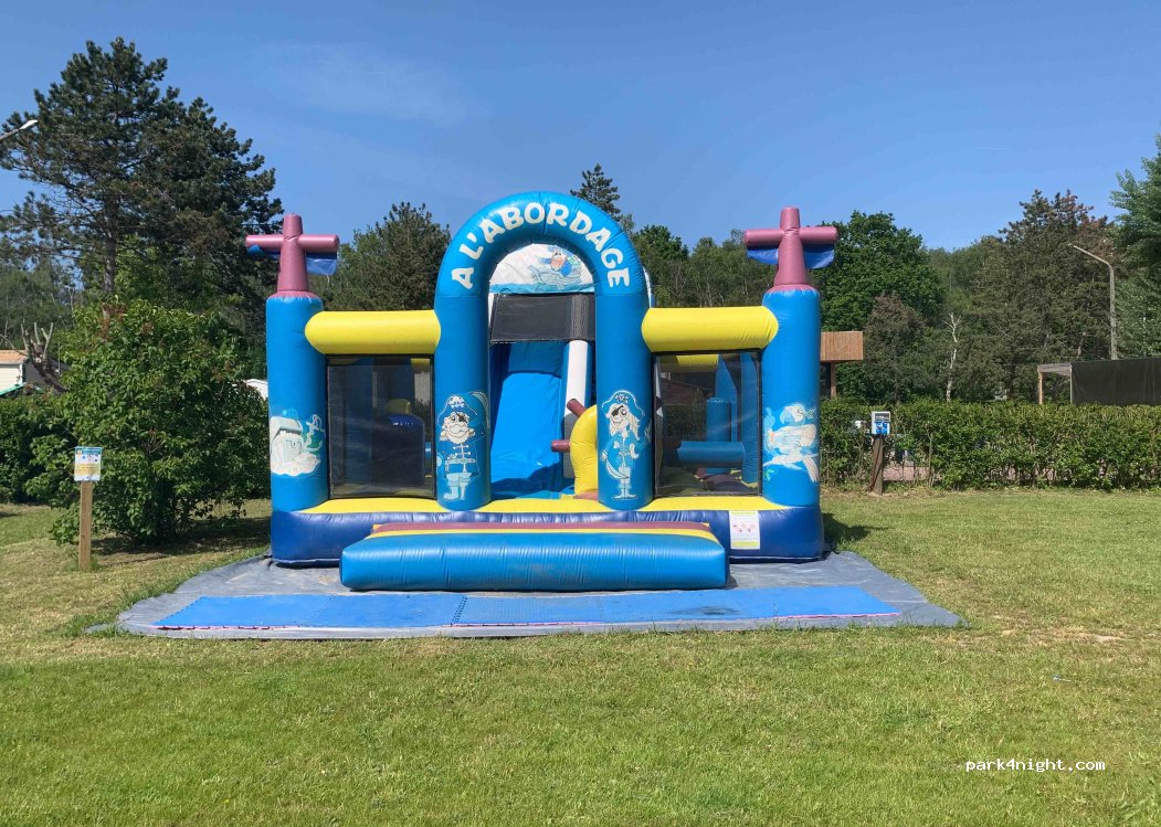 Camping Les Etangs du Plateau des Landes — foto 2