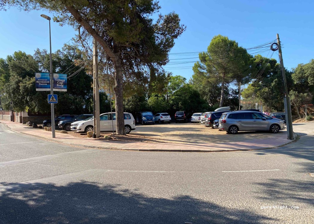 (17210) Palafrugell - 89 Avinguda de Baldomer Gili i Roig — foto 2
