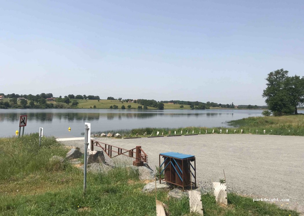 (16310) Lésignac-Durand - D162 — foto 2
