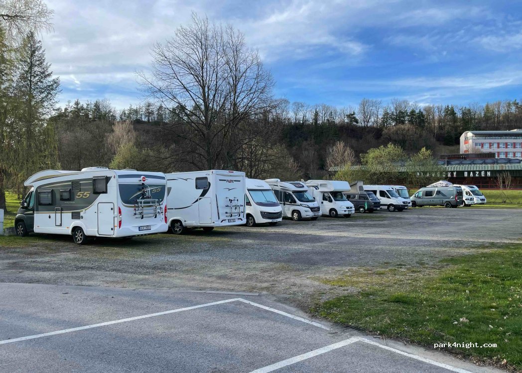 (381 01) Český Krumlov - Chvalšinská — foto 2