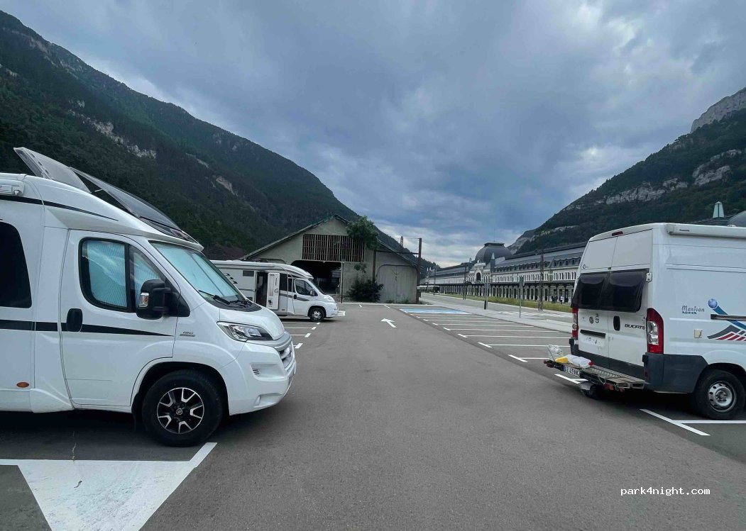 (22880) Canfranc-Estación - 3A Camino A — foto 2