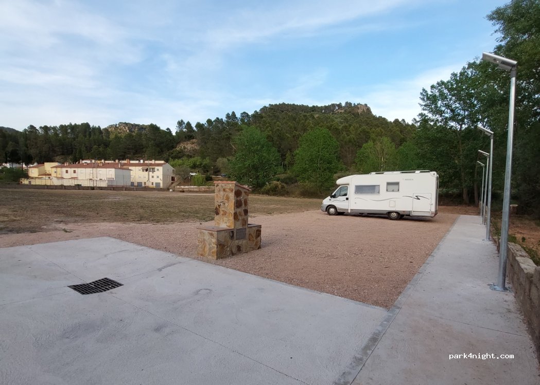 (02460) Villaverde de Guadalimar - 8 Calle Tierno Galvan — foto 3