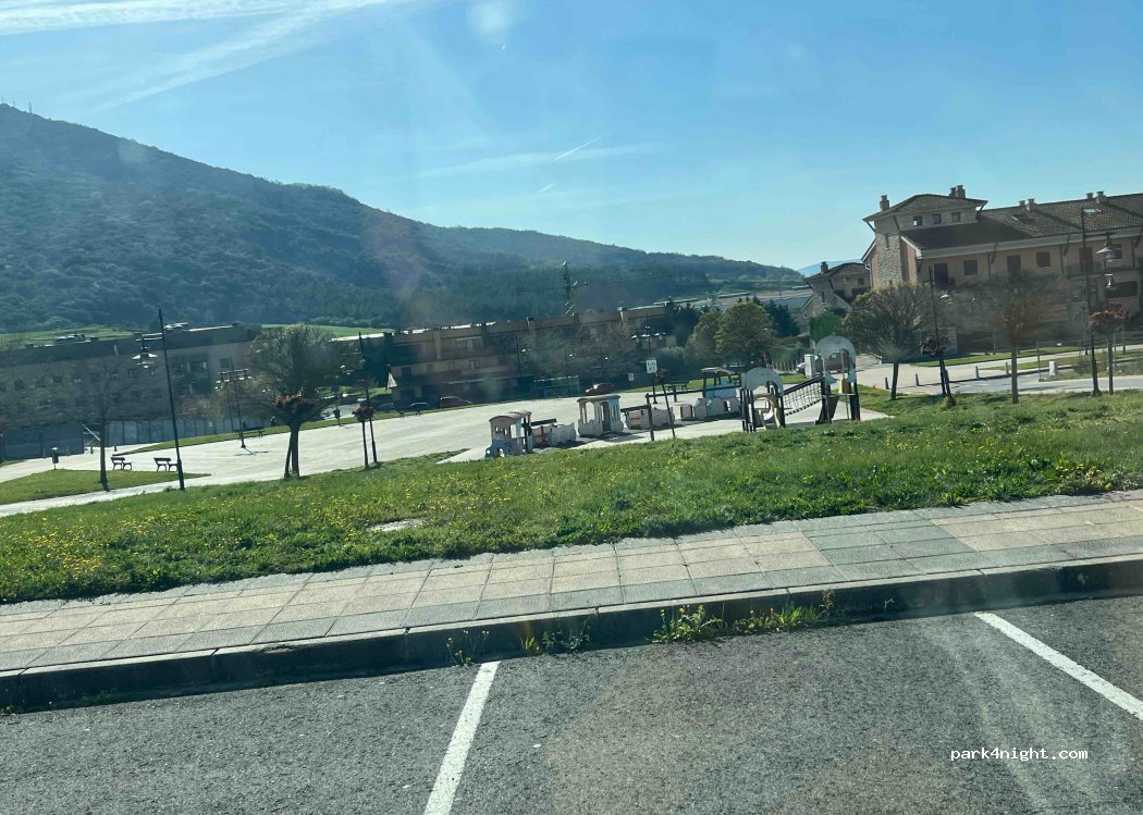 (31195) Berrioplano - 82 Calle Nuestra Señora de la Purificación — foto