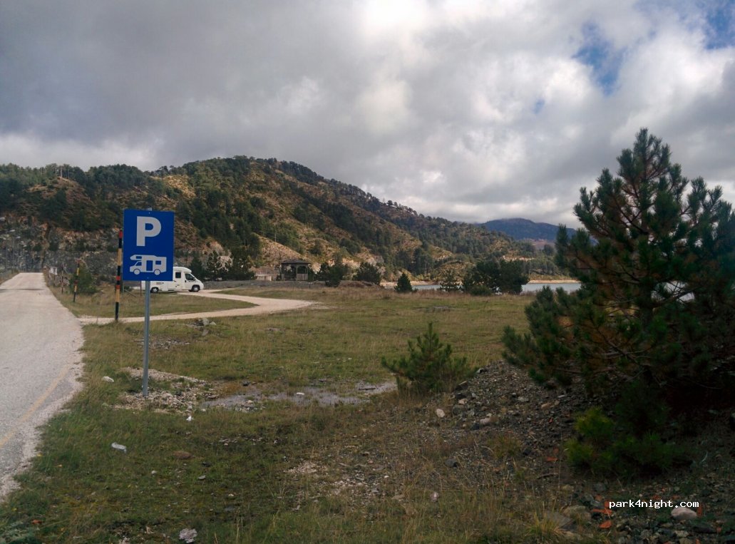 (440 14) Metsovo - Unnamed Road — foto