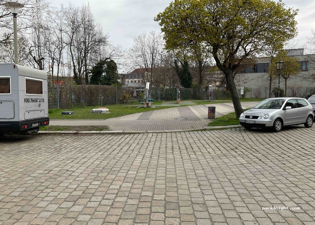 (01097) Dresden - 30A Großenhainer Straße — foto