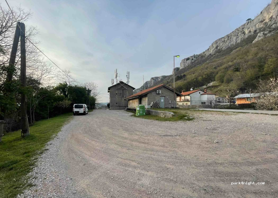 (52420) Počekaji - Unnamed Road — foto 2